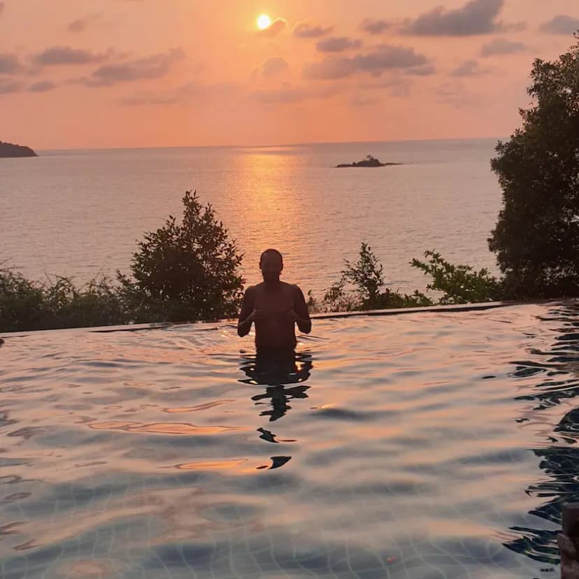 Antony_Bellavista_piscina_primo_piano